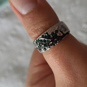 Size 9 - Nature Lover  Ring